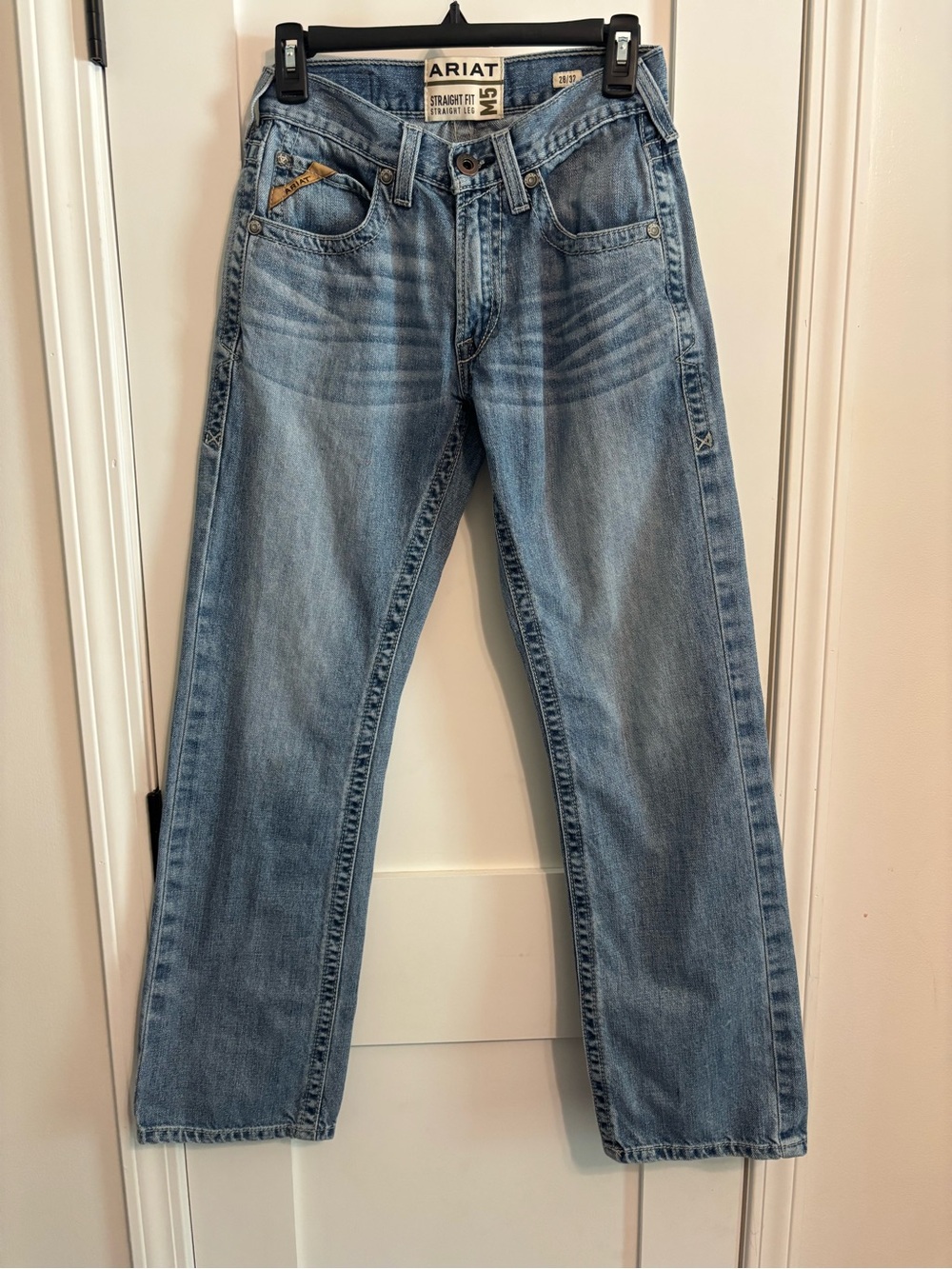 Ariat Men's Light Wash Straight Jeans 28X32 A104